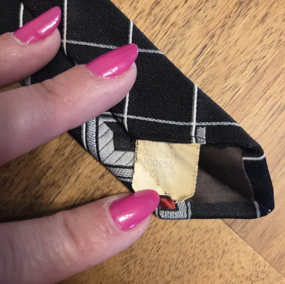 Givenchy Gentleman Geometric Patterned Tie - Picture 4 of 5